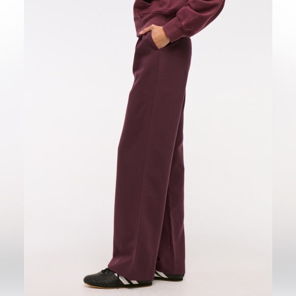 NWT - Maroon - Abercrombie Sloan Women's Wide-Leg Pants - size 27 short - Picture 4 of 4